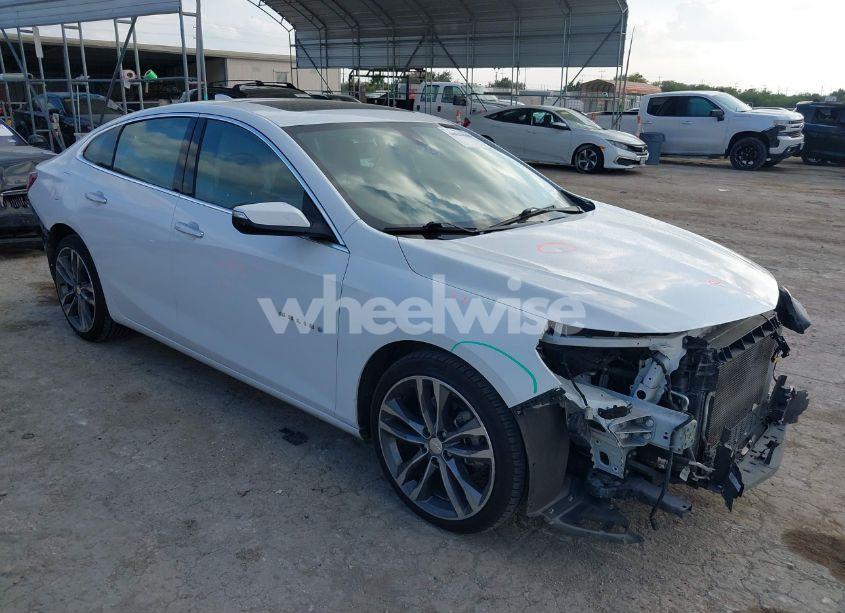 2020 Chevrolet Malibu FWD PREMIER (VIN 1G1ZE5SX6LF132013) main photo