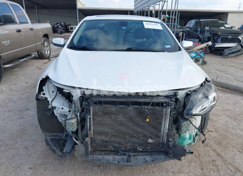 Photo 12 of 2020 Chevrolet Malibu FWD PREMIER (VIN 1G1ZE5SX6LF132013)