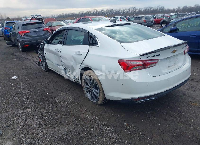 Photo 3 of 2021 Chevrolet Malibu FWD PREMIER (VIN 1G1ZE5SX6MF051062)