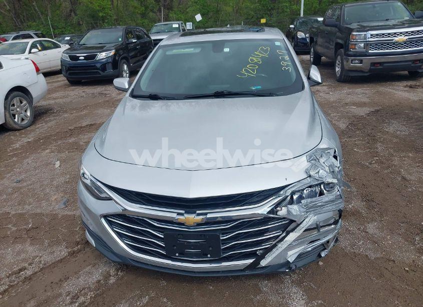 Photo 6 of 2020 Chevrolet Malibu FWD PREMIER (VIN 1G1ZE5SX8LF032978)