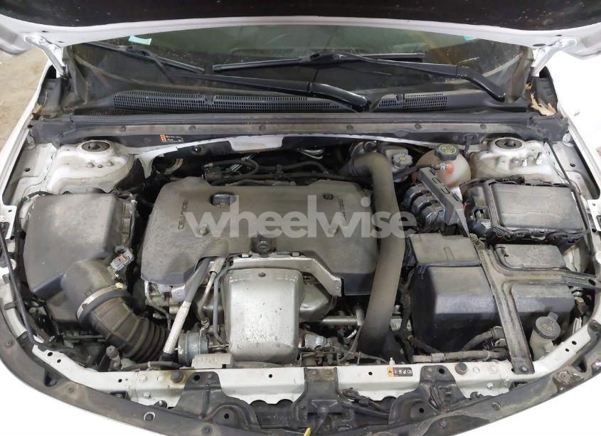 Photo 10 of 2020 Chevrolet Malibu FWD PREMIER (VIN 1G1ZE5SX8LF143420)