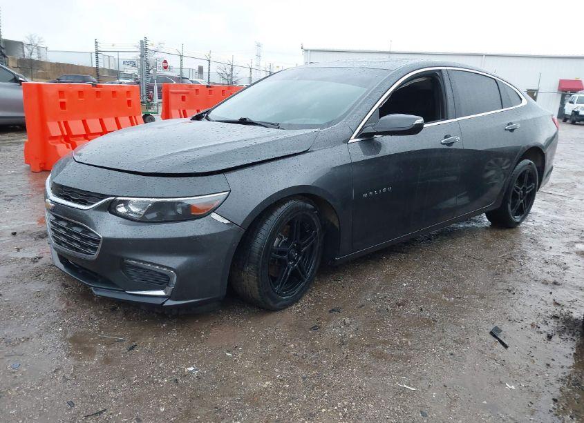 Photo 2 of 2018 Chevrolet Malibu PREMIER (VIN 1G1ZE5SX9JF101156)