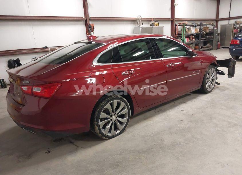 Photo 4 of 2018 Chevrolet Malibu PREMIER (VIN 1G1ZE5SX9JF103988)