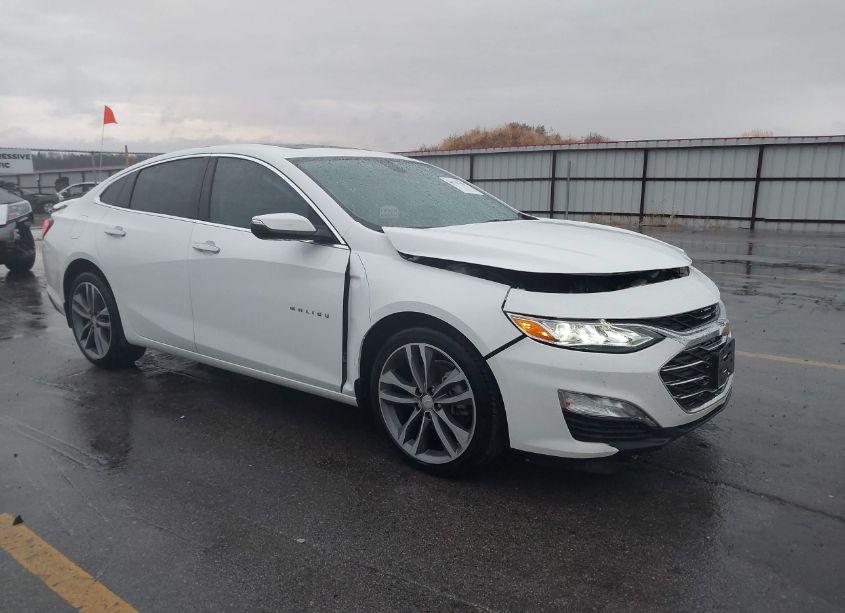 2022 Chevrolet Malibu FWD PREMIER (VIN 1G1ZE5SX9NF203661) main photo