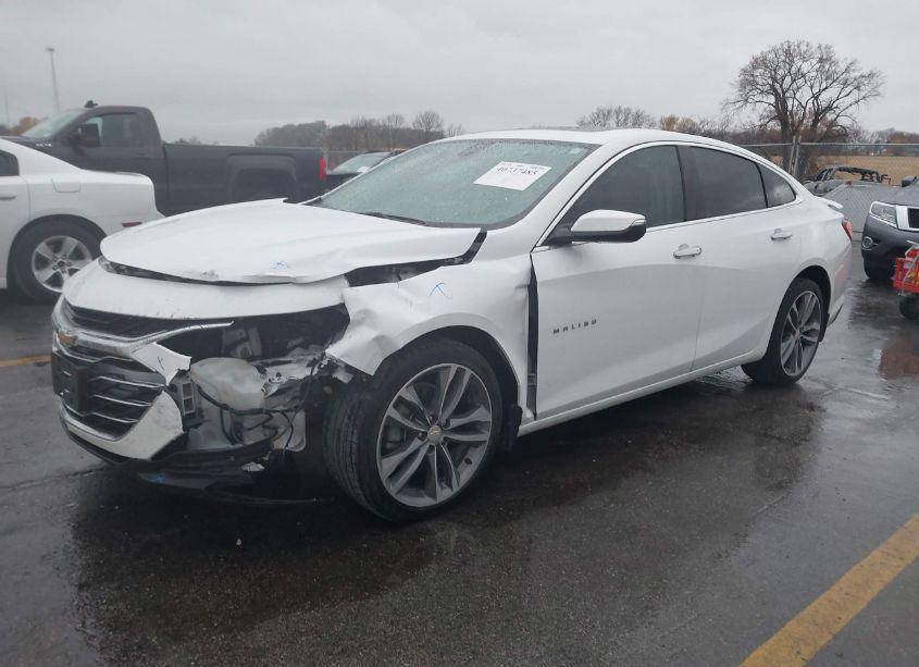 Photo 2 of 2022 Chevrolet Malibu FWD PREMIER (VIN 1G1ZE5SX9NF203661)