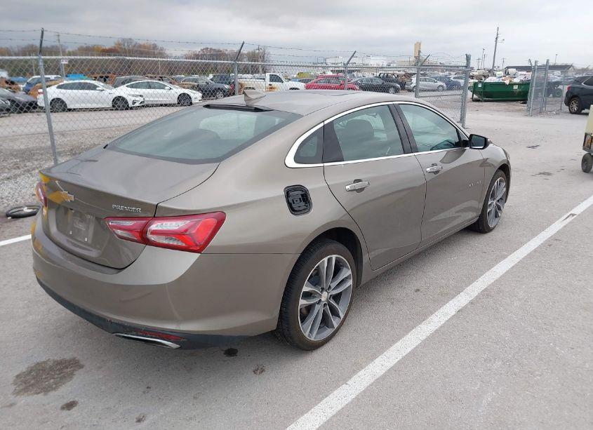 Photo 4 of 2020 Chevrolet Malibu FWD PREMIER (VIN 1G1ZE5SXXLF009704)