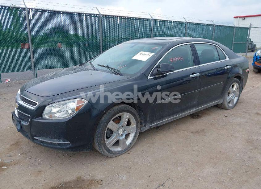 Photo 2 of 2012 Chevrolet Malibu 3LT (VIN 1G1ZF5E78CF182405)