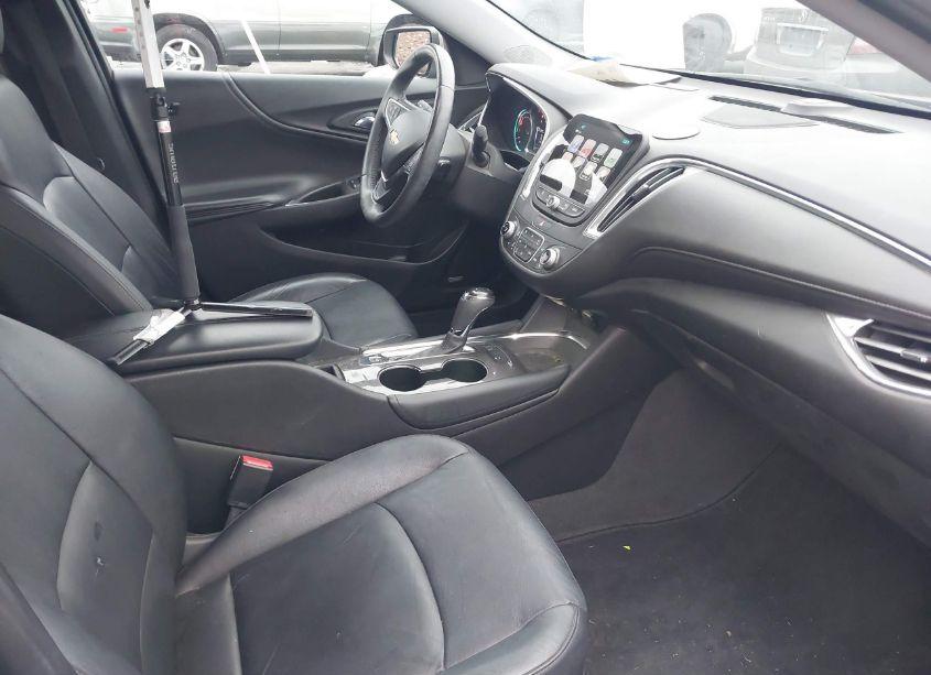 Photo 5 of 2018 Chevrolet Malibu HYBRID (VIN 1G1ZF5SU2JF113846)