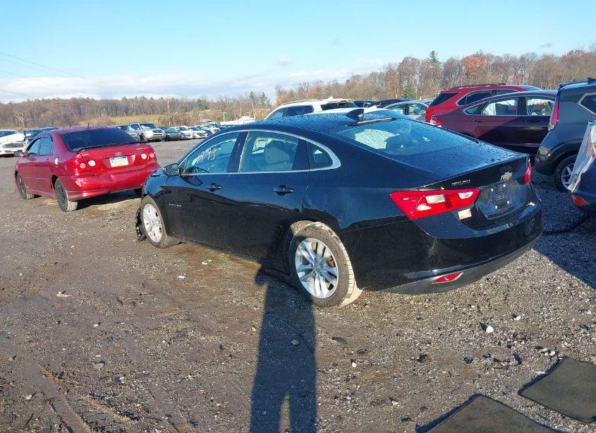 Photo 3 of 2018 Chevrolet Malibu HYBRID (VIN 1G1ZF5SU4JF278832)