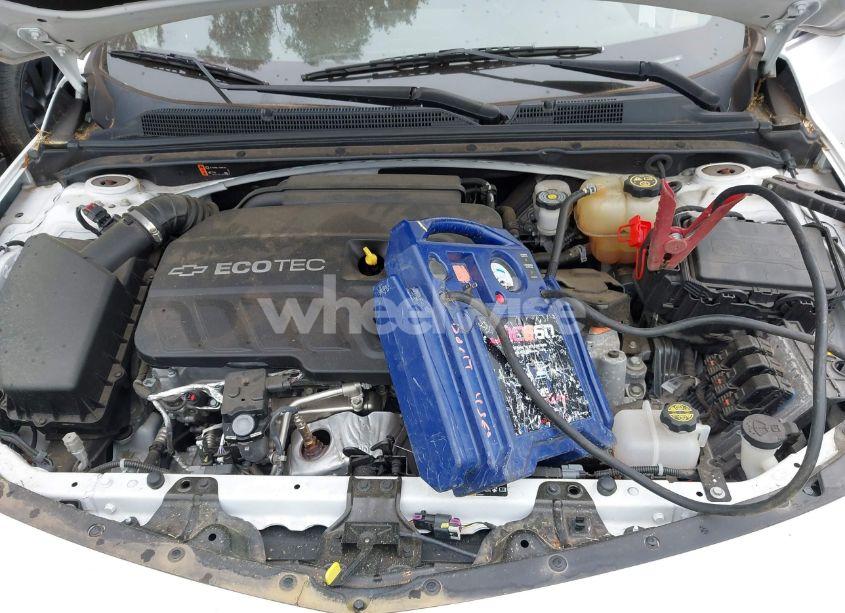 Photo 10 of 2018 Chevrolet Malibu HYBRID (VIN 1G1ZF5SU4JF289510)