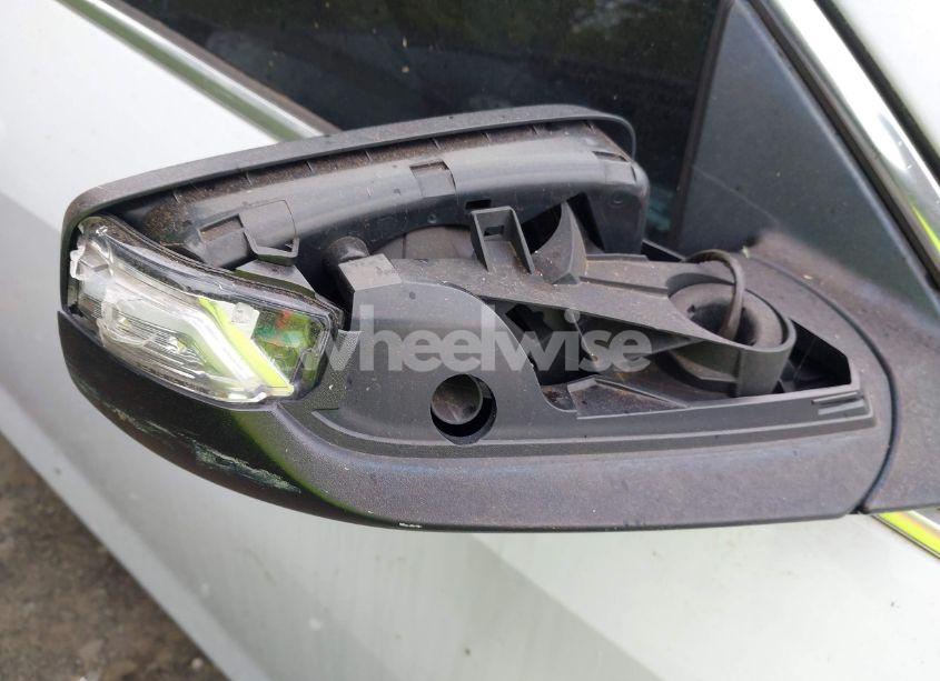 Photo 17 of 2018 Chevrolet Malibu HYBRID (VIN 1G1ZF5SU4JF289510)