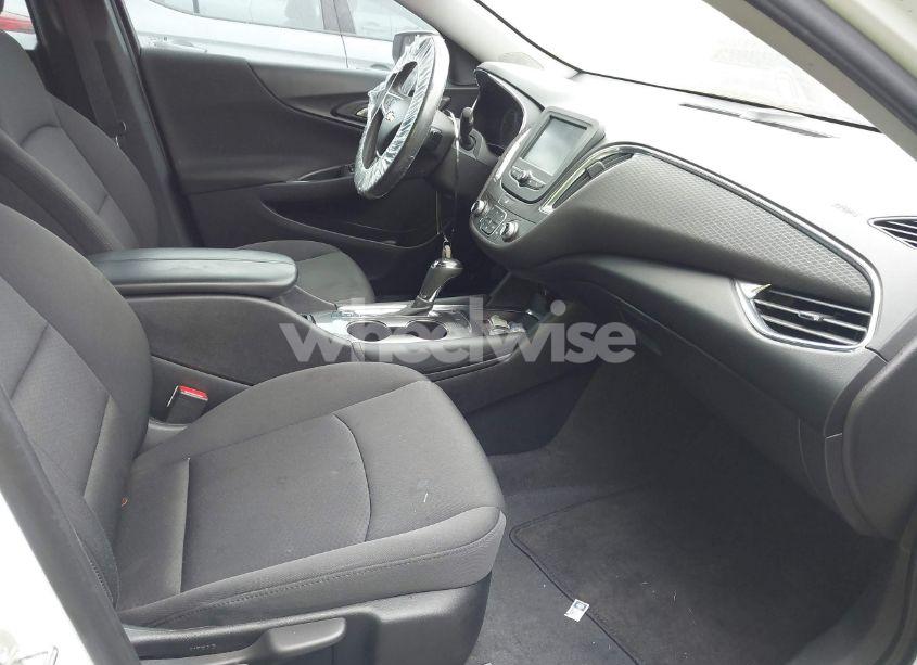 Photo 5 of 2018 Chevrolet Malibu HYBRID (VIN 1G1ZF5SU4JF289510)