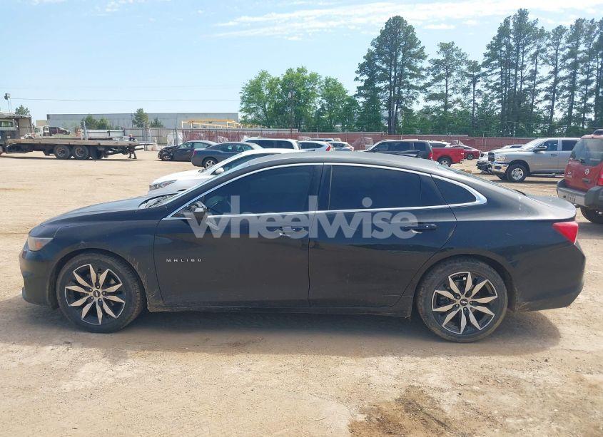 Photo 14 of 2016 Chevrolet Malibu 2LT (VIN 1G1ZF5SX1GF170655)