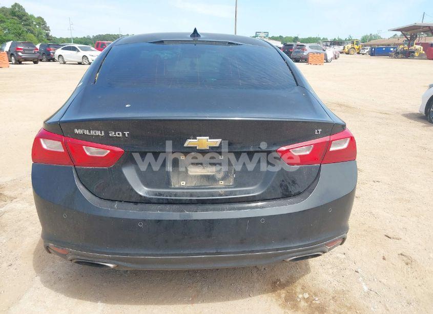 Photo 16 of 2016 Chevrolet Malibu 2LT (VIN 1G1ZF5SX1GF170655)