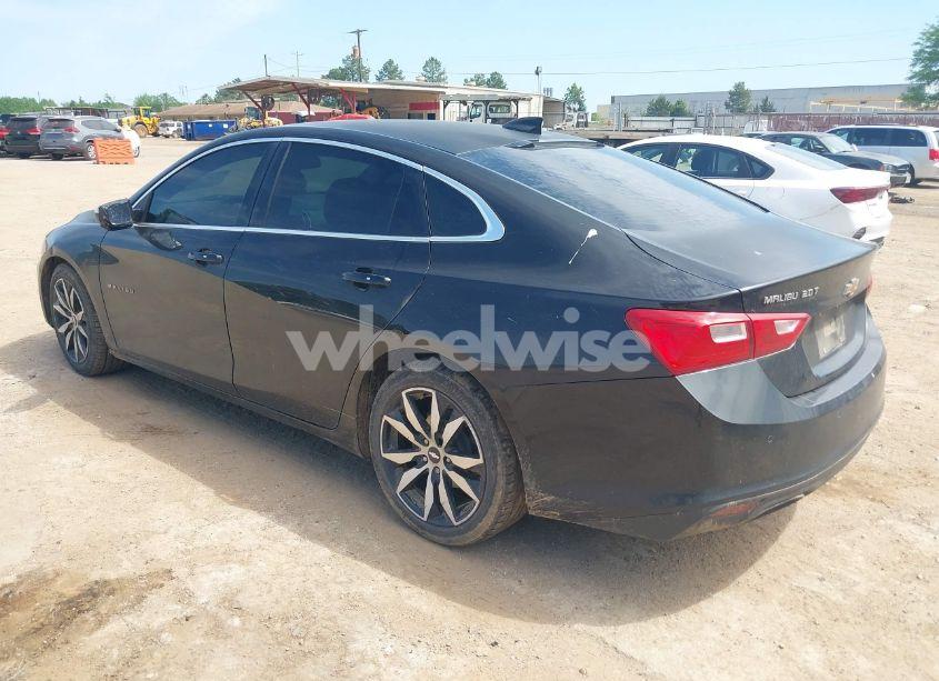 Photo 3 of 2016 Chevrolet Malibu 2LT (VIN 1G1ZF5SX1GF170655)