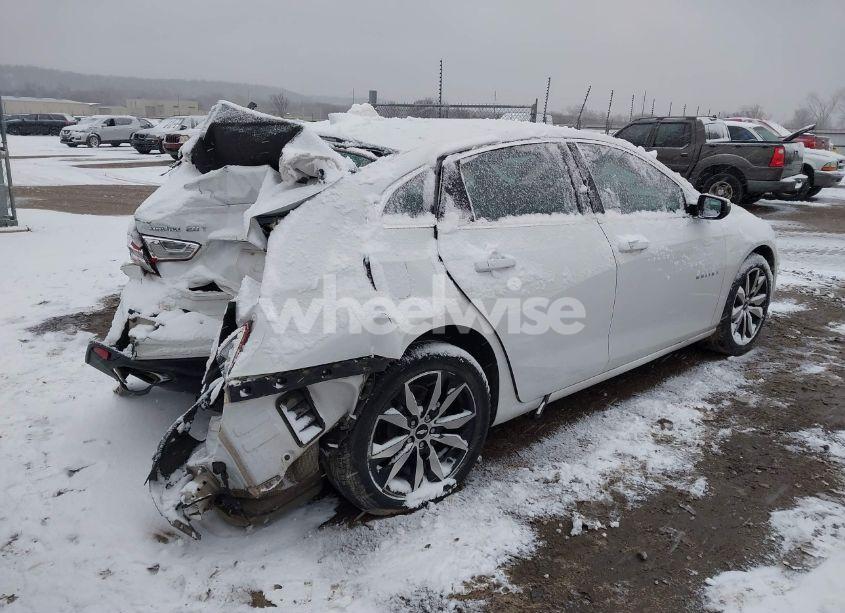 Photo 4 of 2016 Chevrolet Malibu 2LT (VIN 1G1ZF5SX1GF206537)