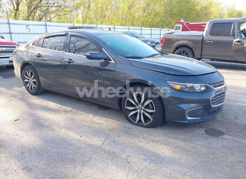 2016 Chevrolet Malibu 2LT (VIN 1G1ZF5SX1GF343591) main photo