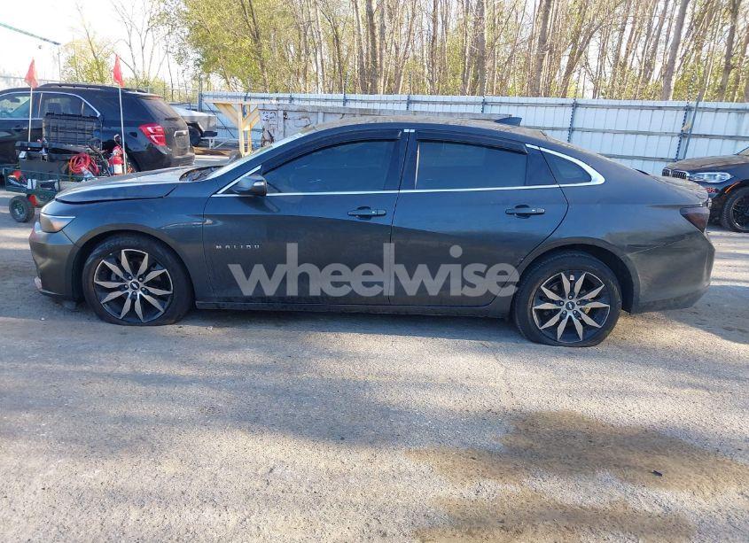 Photo 14 of 2016 Chevrolet Malibu 2LT (VIN 1G1ZF5SX1GF343591)