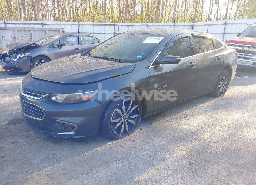 Photo 2 of 2016 Chevrolet Malibu 2LT (VIN 1G1ZF5SX1GF343591)
