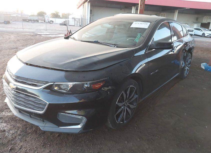 Photo 2 of 2016 Chevrolet Malibu 2LT (VIN 1G1ZF5SX2GF287757)