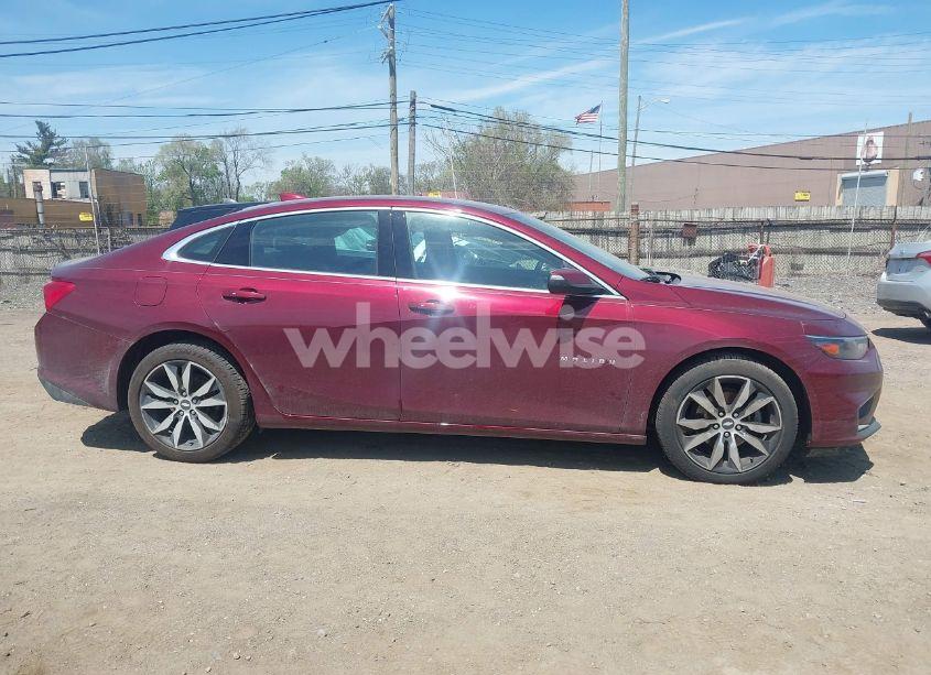 Photo 13 of 2016 Chevrolet Malibu 2LT (VIN 1G1ZF5SX3GF249972)
