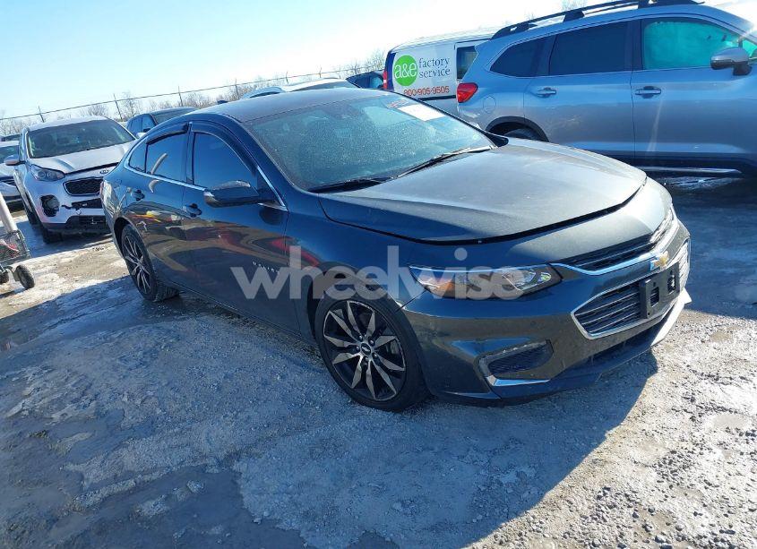 2016 Chevrolet Malibu 2LT (VIN 1G1ZF5SX5GF252145) main photo