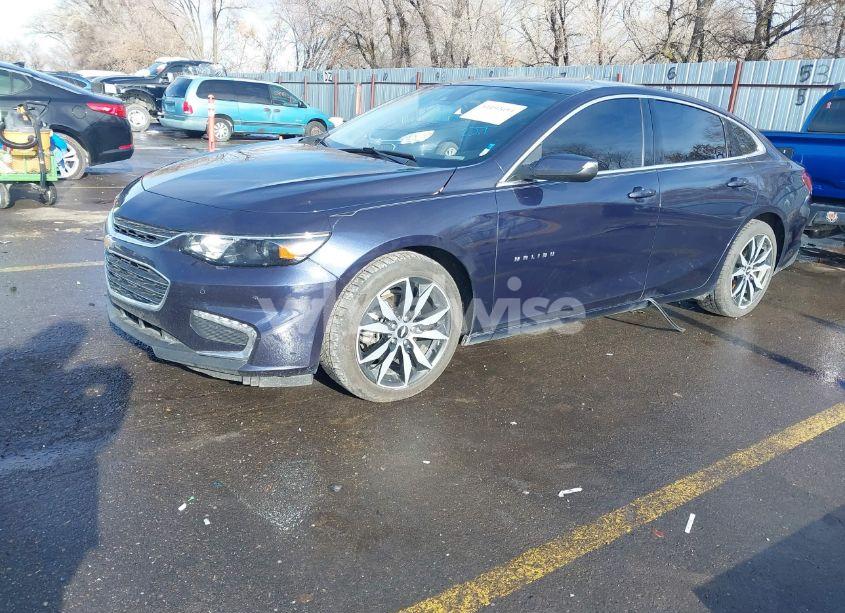 Photo 2 of 2016 Chevrolet Malibu 2LT (VIN 1G1ZF5SX6GF340217)