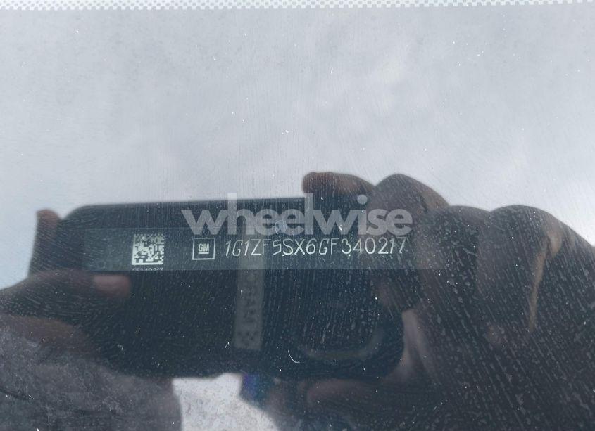 Photo 9 of 2016 Chevrolet Malibu 2LT (VIN 1G1ZF5SX6GF340217)