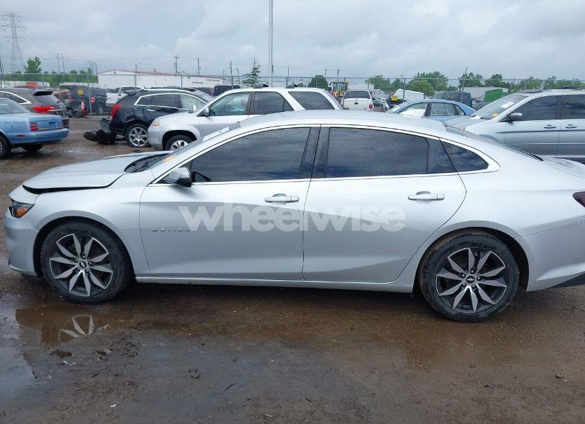 Photo 14 of 2016 Chevrolet Malibu 2LT (VIN 1G1ZF5SX6GF342324)