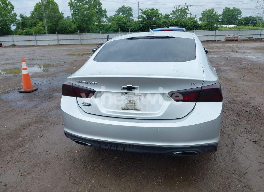 Photo 16 of 2016 Chevrolet Malibu 2LT (VIN 1G1ZF5SX6GF342324)