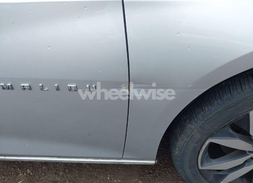 Photo 17 of 2016 Chevrolet Malibu 2LT (VIN 1G1ZF5SX6GF342324)