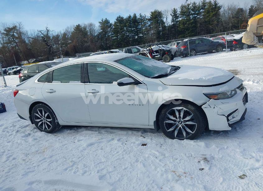 Photo 13 of 2016 Chevrolet Malibu 2LT (VIN 1G1ZF5SX6GF343926)