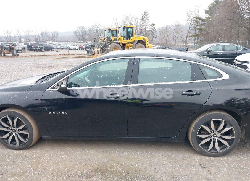Photo 14 of 2016 Chevrolet Malibu 2LT (VIN 1G1ZF5SX6GF350214)