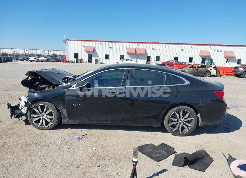 Photo 14 of 2016 Chevrolet Malibu 2LT (VIN 1G1ZF5SX7GF335687)