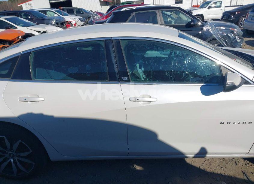 Photo 14 of 2016 Chevrolet Malibu 2LT (VIN 1G1ZF5SX8GF180549)