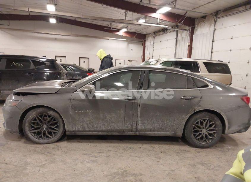 Photo 14 of 2016 Chevrolet Malibu 2LT (VIN 1G1ZF5SX8GF198436)