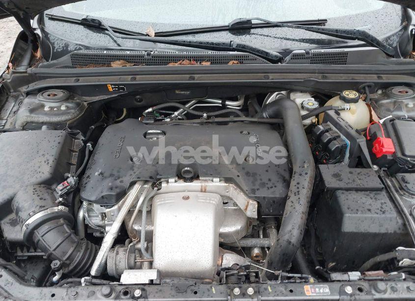 Photo 10 of 2016 Chevrolet Malibu 2LT (VIN 1G1ZF5SX8GF333124)