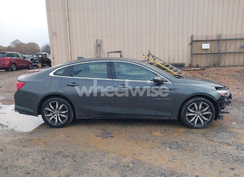 Photo 14 of 2016 Chevrolet Malibu 2LT (VIN 1G1ZF5SX8GF333124)