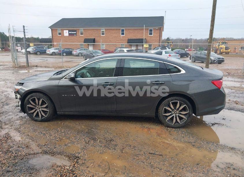 Photo 15 of 2016 Chevrolet Malibu 2LT (VIN 1G1ZF5SX8GF333124)