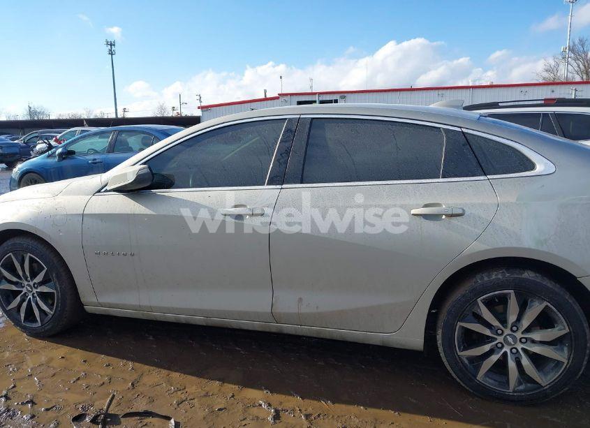 Photo 14 of 2016 Chevrolet Malibu 2LT (VIN 1G1ZF5SX9GF237681)