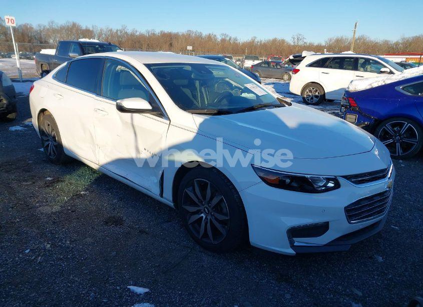 2016 Chevrolet Malibu 2LT (VIN 1G1ZF5SX9GF357593) main photo