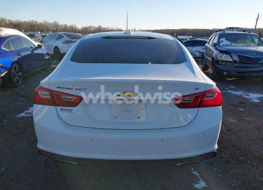 Photo 16 of 2016 Chevrolet Malibu 2LT (VIN 1G1ZF5SX9GF357593)