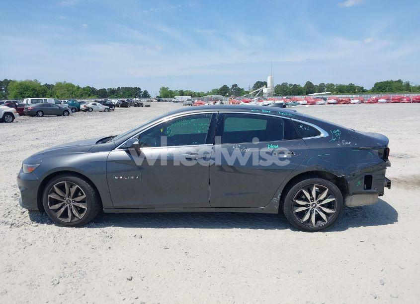 Photo 15 of 2016 Chevrolet Malibu 2LT (VIN 1G1ZF5SXXGF181928)
