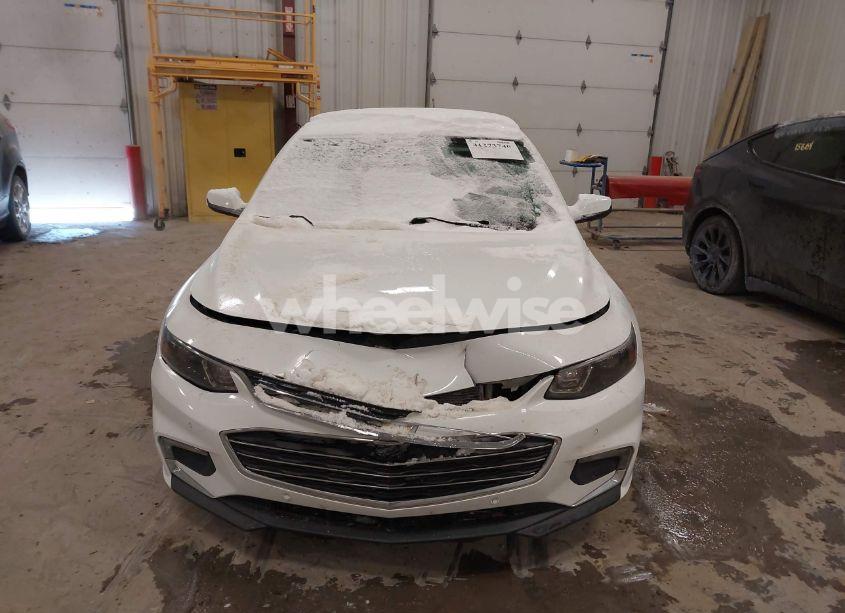 Photo 6 of 2016 Chevrolet Malibu 2LT (VIN 1G1ZF5SXXGF257454)