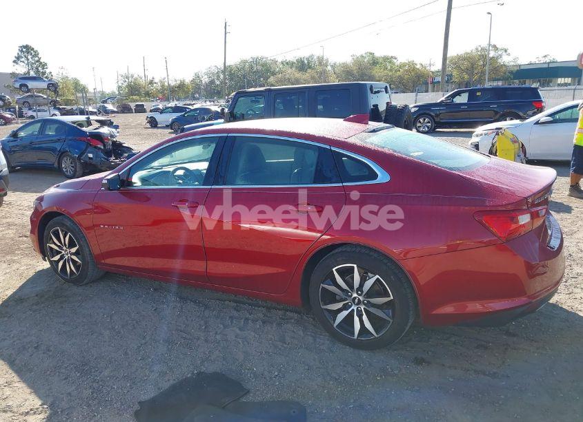 Photo 13 of 2016 Chevrolet Malibu 2LT (VIN 1G1ZF5SXXGF273119)