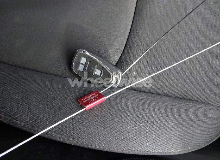 Photo 11 of 2016 Chevrolet Malibu 2LT (VIN 1G1ZF5SXXGF276022)