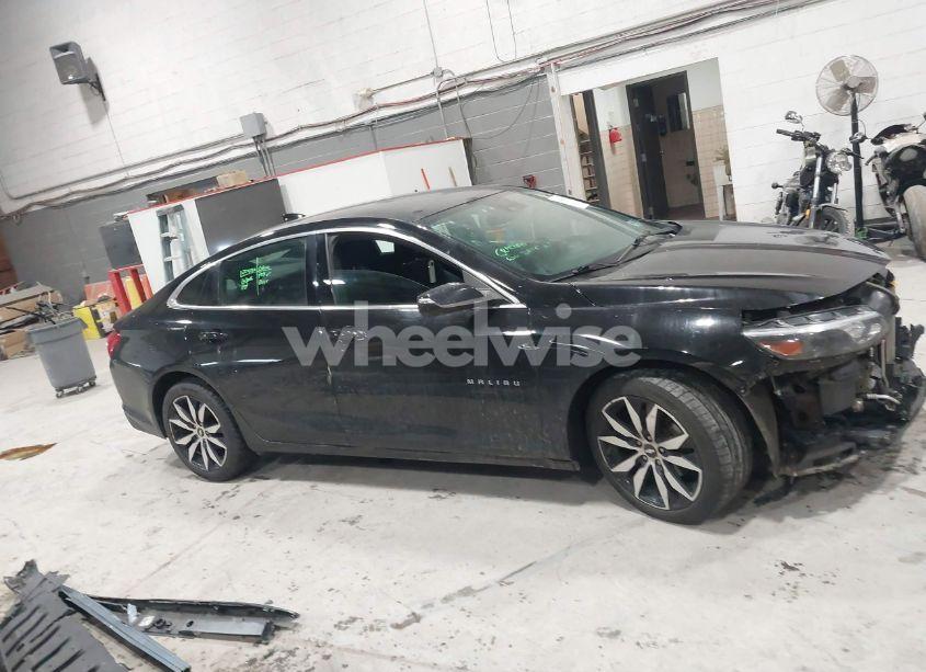 Photo 13 of 2016 Chevrolet Malibu 2LT (VIN 1G1ZF5SXXGF346778)