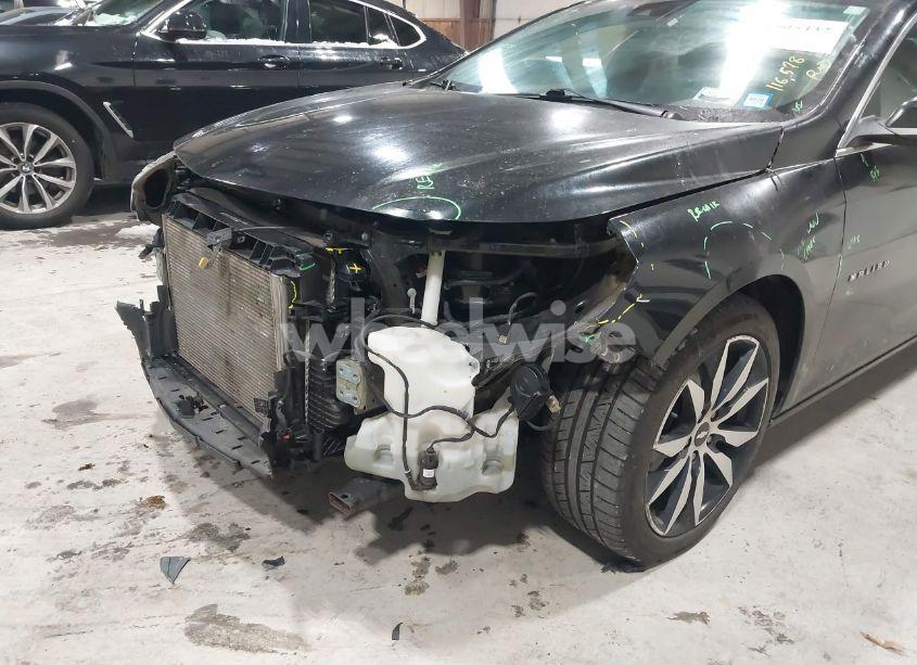 Photo 6 of 2016 Chevrolet Malibu 2LT (VIN 1G1ZF5SXXGF346778)