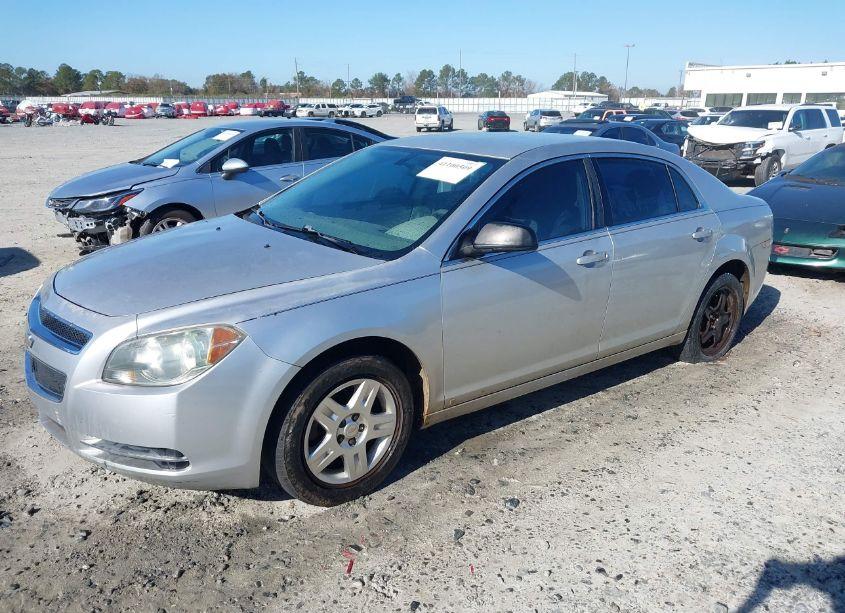 Photo 2 of 2009 Chevrolet Malibu LS (VIN 1G1ZG57B094109418)