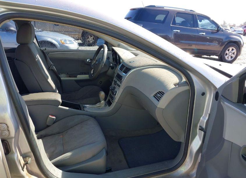 Photo 5 of 2009 Chevrolet Malibu LS (VIN 1G1ZG57B094109418)